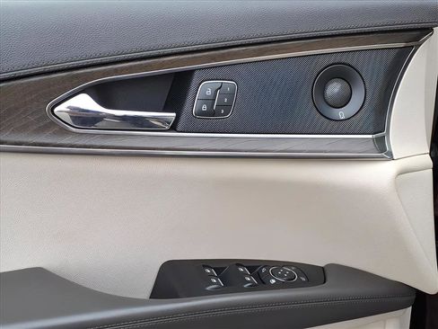 Certified 2020 Lincoln Nautilus Reserve image 5