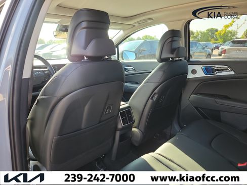 New 2026 Kia Sportage EX w/ EX Panorama Roof Package FWD image 13