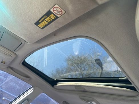 Used 2001 Honda Accord EX image 10