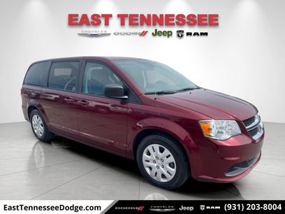 Used 2018 Dodge Grand Caravan SE w/ UConnect Hands-Free Group