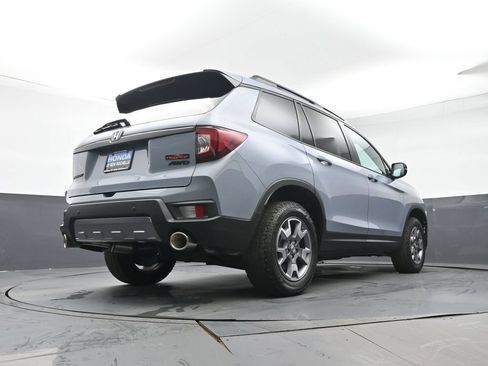 Used 2023 Honda Passport TrailSport image 33
