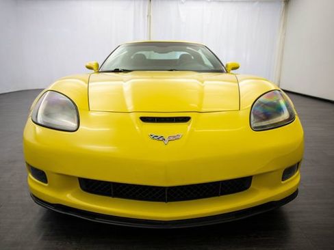 Used 2012 Chevrolet Corvette Grand Sport w/ 3LT Preferred Equipment Group image 30