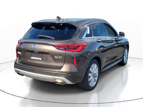 Used 2019 INFINITI QX50 Luxe image 6