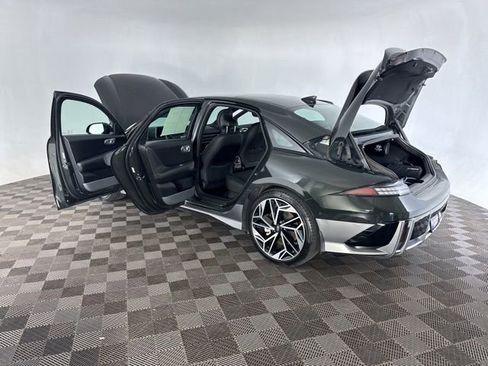 Used 2024 Hyundai Ioniq 6 Limited AWD/4WD image 16
