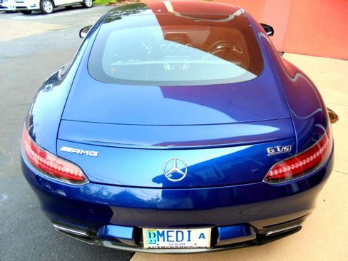 Used 2018 Mercedes-Benz AMG GT S image 40