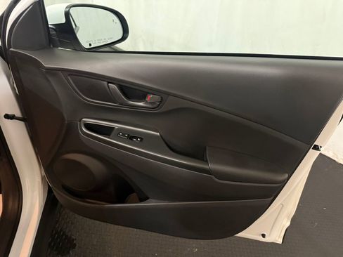 Used 2023 Hyundai Kona SEL w/ Cargo Package image 30