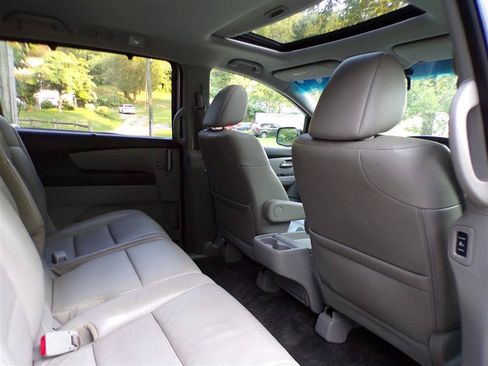 Used 2011 Honda Odyssey EX-L image 23