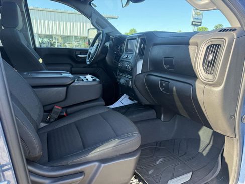 Used 2024 Chevrolet Silverado 2500 Custom w/ Custom Convenience Package AWD/4WD image 19