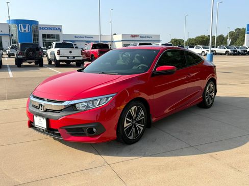 Used 2016 Honda Civic EX-T image 3