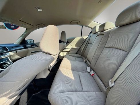 Used 2015 Honda Accord LX image 13