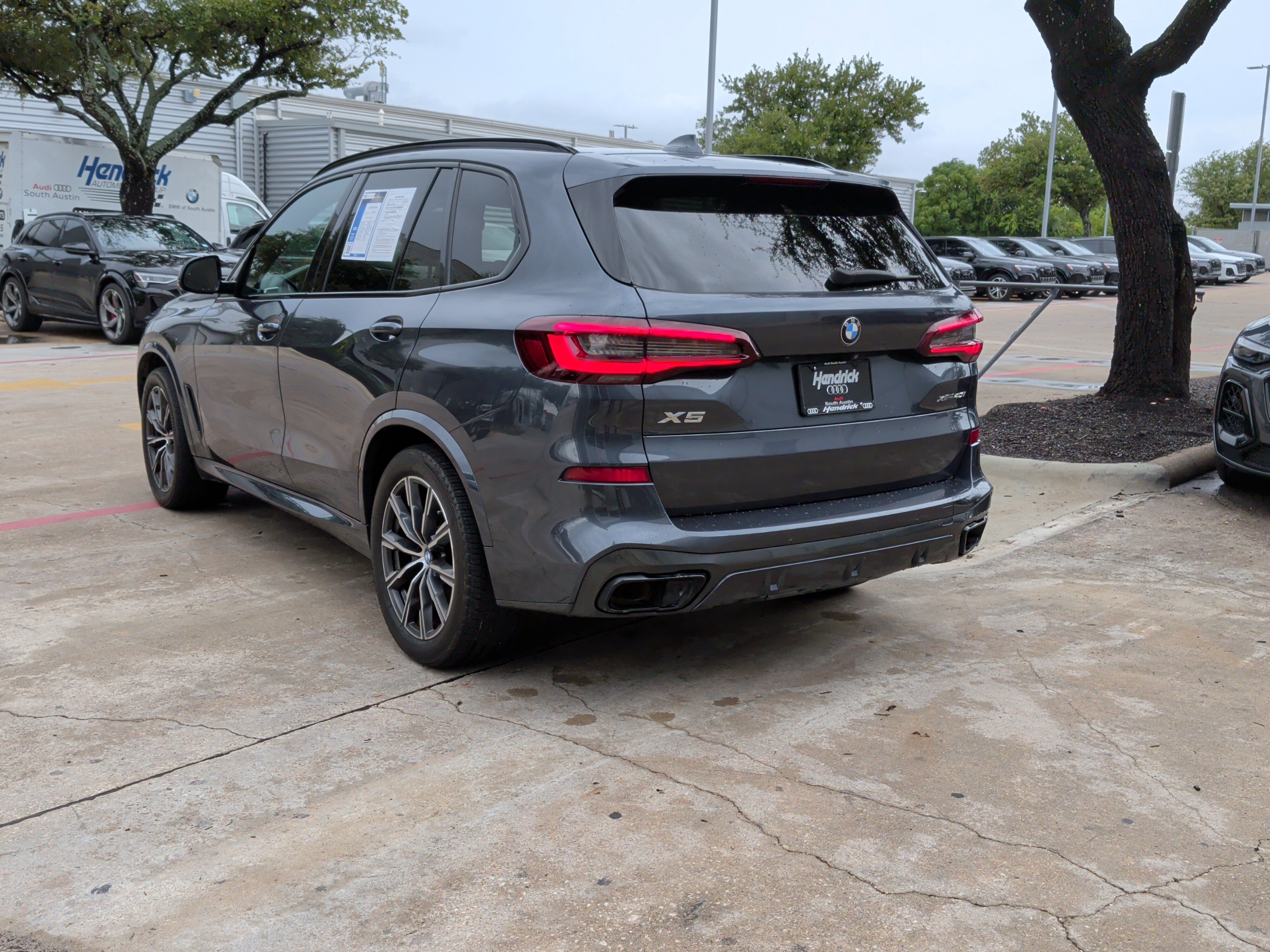 Used 2021 BMW X5 xDrive40i w/ M Sport Package AWD/4WD image 8