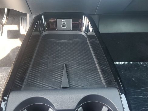 New 2025 Ford Mustang Mach-E Premium image 39