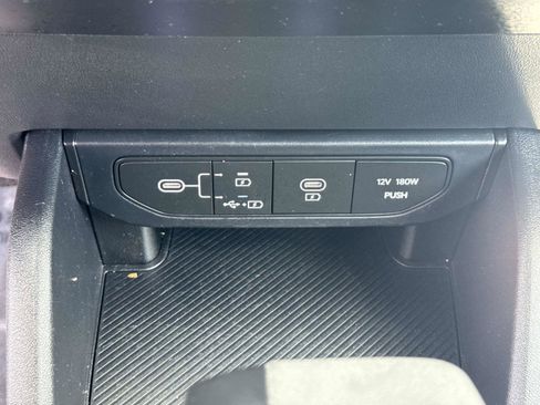 Used 2025 Kia K4 LXS image 24