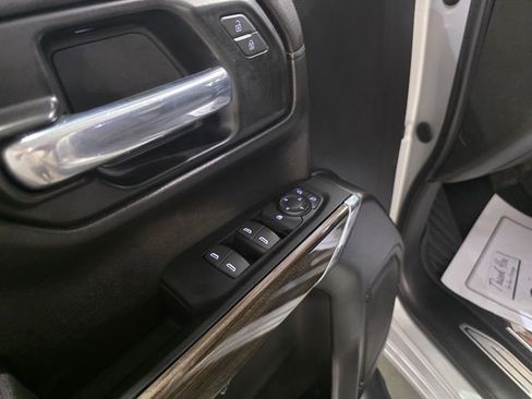 Certified 2022 Chevrolet Silverado 1500 RST image 9