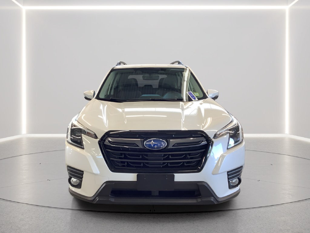 Used 2023 Subaru Forester Limited AWD/4WD image 4
