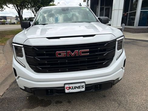Used 2024 GMC Sierra 1500 Elevation AWD/4WD image 11