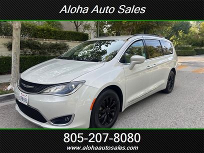 Used 2017 Chrysler Pacifica Touring-L