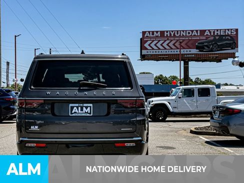 Used 2022 Jeep Wagoneer Series II w/ Premium Group I AWD/4WD image 4