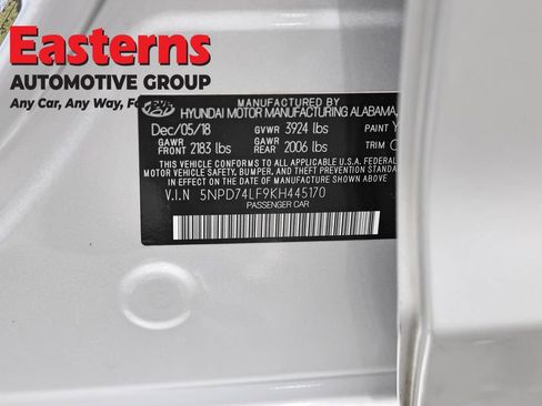 Used 2019 Hyundai Elantra SE w/ Cargo Package FWD image 35