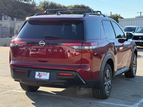 New 2026 Nissan Pathfinder SV image 9