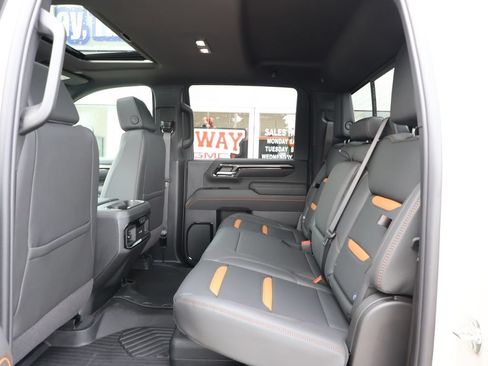 New 2026 GMC Sierra 2500 AT4 w/ AT4 Premium Plus Package AWD/4WD image 29