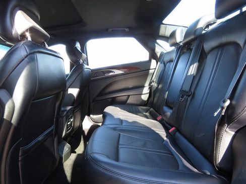 Used 2019 Lincoln MKZ Reserve image 19