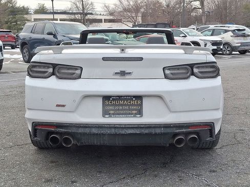 Certified 2022 Chevrolet Camaro SS image 5