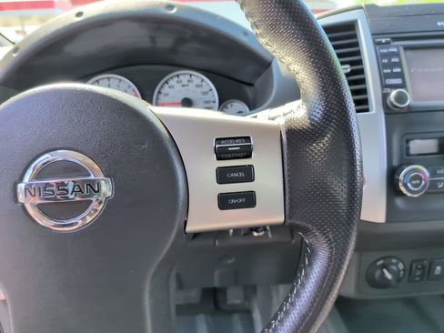 Used 2015 Nissan Frontier PRO-4X AWD/4WD image 21