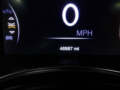 Used 2021 Jeep Grand Cherokee Limited w/ Luxury Group II image 29