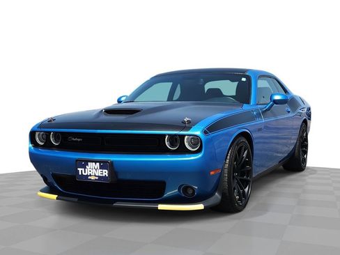 Used 2023 Dodge Challenger R/T Scat Pack w/ T/A Package image 1