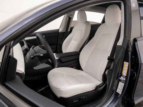 Used 2022 Tesla Model 3 Long Range image 15