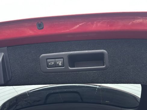 Used 2022 Lexus RX 350L Premium w/ Premium Package image 36