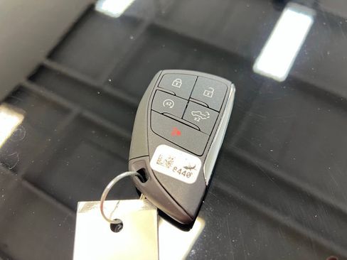 Used 2024 GMC Sierra 1500 Denali image 36