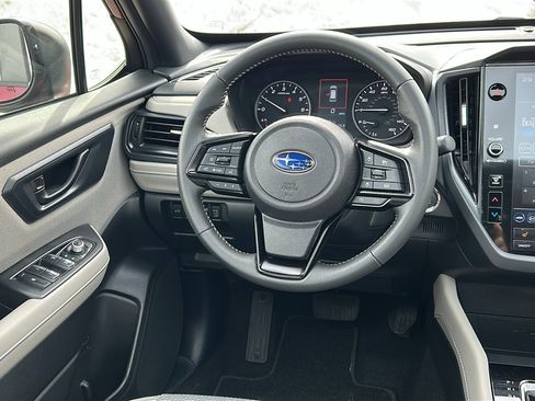 Used 2025 Subaru Forester Premium image 23