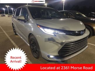 Used 2025 Toyota Sienna XLE Woodland Edition video 1