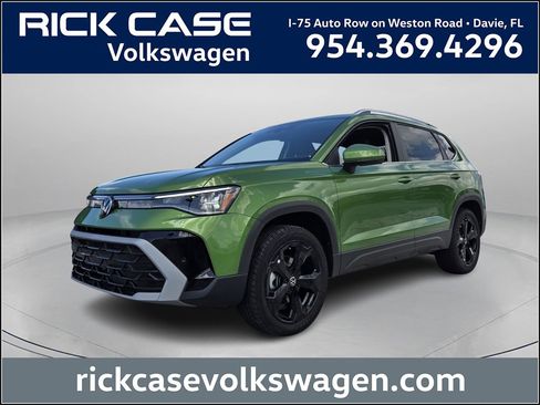 New 2025 Volkswagen Taos SEL image 1