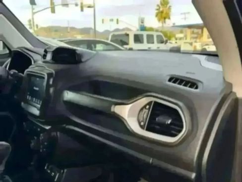 Used 2018 Jeep Renegade Sport w/ Power & Air Group FWD image 26