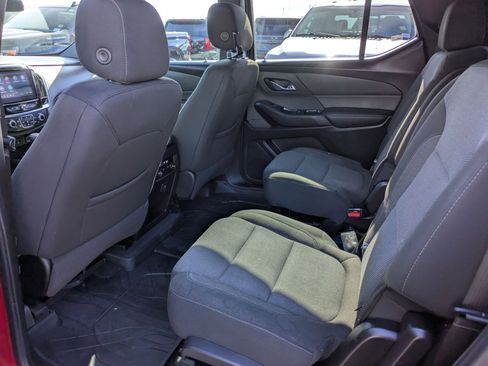 Certified 2023 Chevrolet Traverse LT image 13