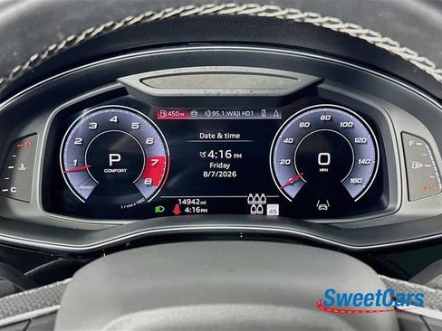 Used 2025 Audi SQ7 Premium Plus AWD/4WD image 23