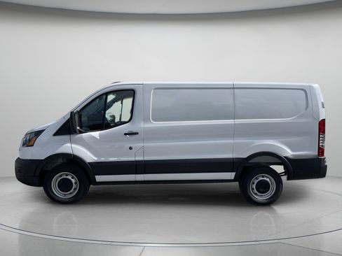 New 2026 Ford Transit 250 Low Roof w/ Load Area Protection Package RWD image 6