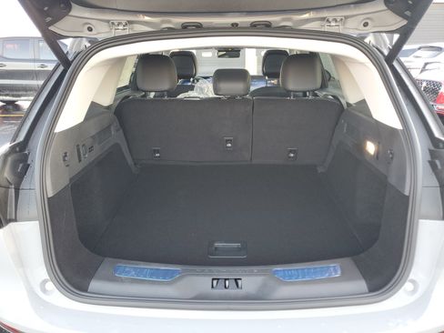 New 2026 Lincoln Nautilus Premier w/ Equipment Group 102A image 32