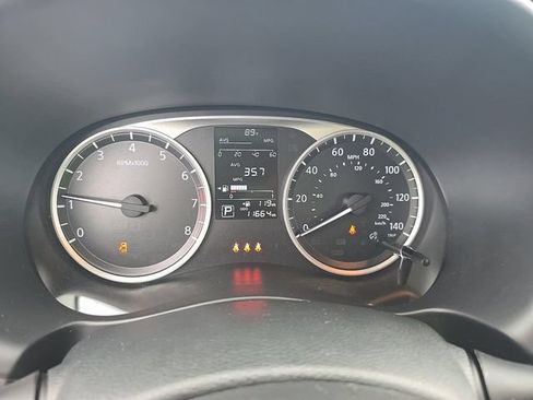 Used 2025 Nissan Kicks Play S FWD image 4
