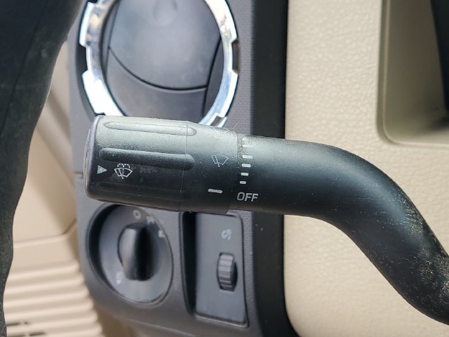 Used 2010 Ford F250 XLT AWD/4WD image 16