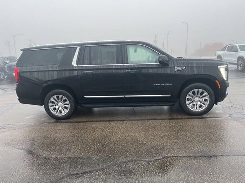 New 2026 GMC Yukon XL Denali image 4