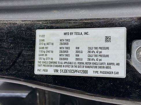 Used 2023 Tesla Model 3 Performance image 35