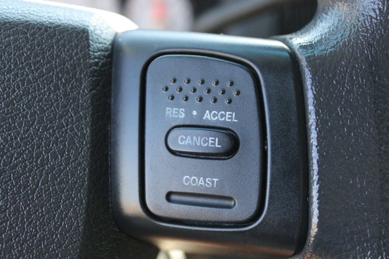 Used 2004 Dodge Ram 1500 Truck ST RWD image 16