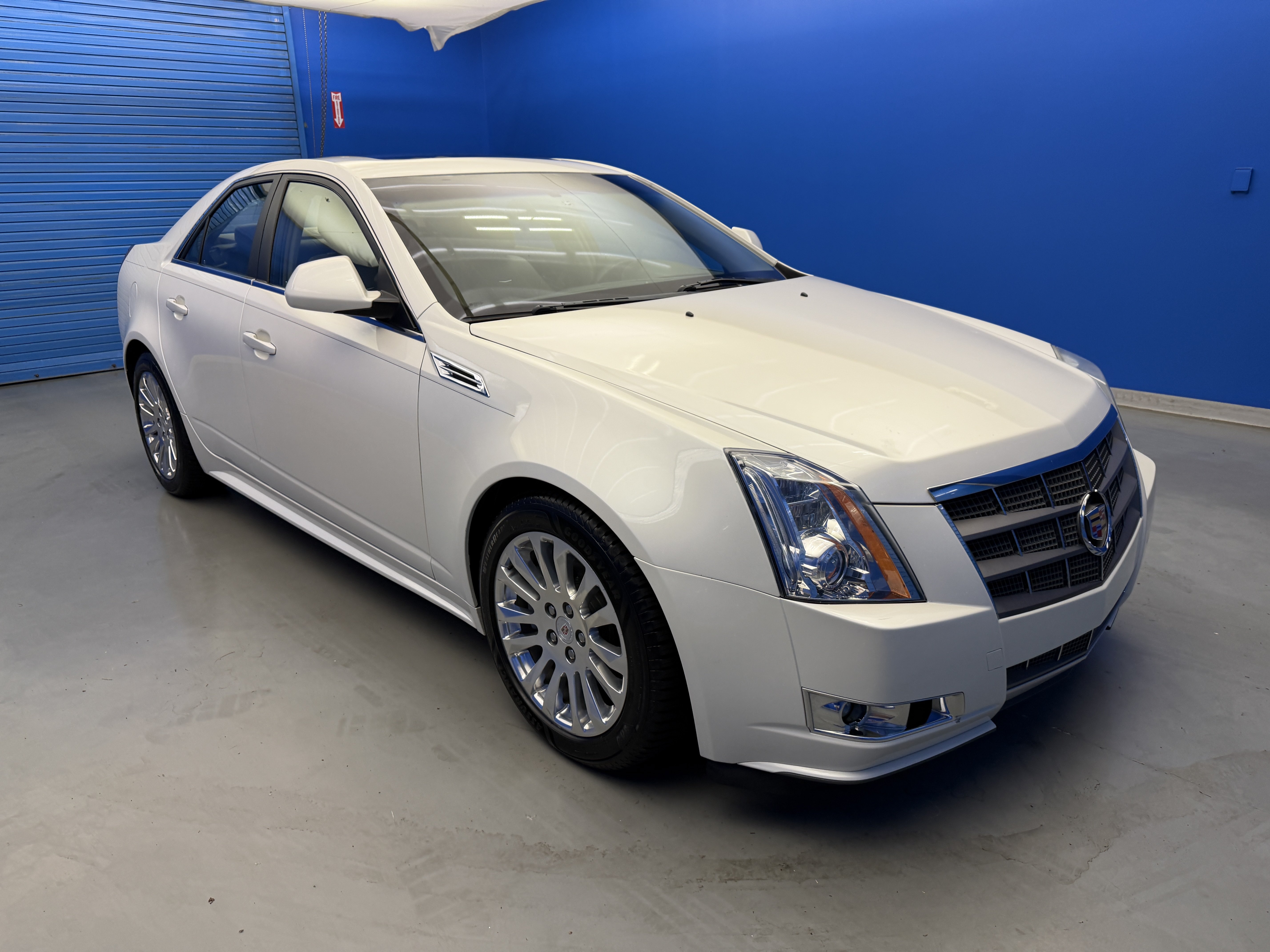 Used 2010 Cadillac CTS Performance RWD image 2