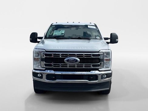 Certified 2024 Ford F350 XLT image 9