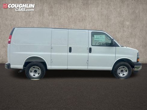 New 2026 Chevrolet Express 2500 w/ Enhanced Convenience Package RWD image 2