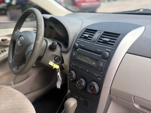 Used 2009 Toyota Corolla S FWD image 17